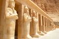 Kuningatar Hatshepsutin temppeli Luxorissa