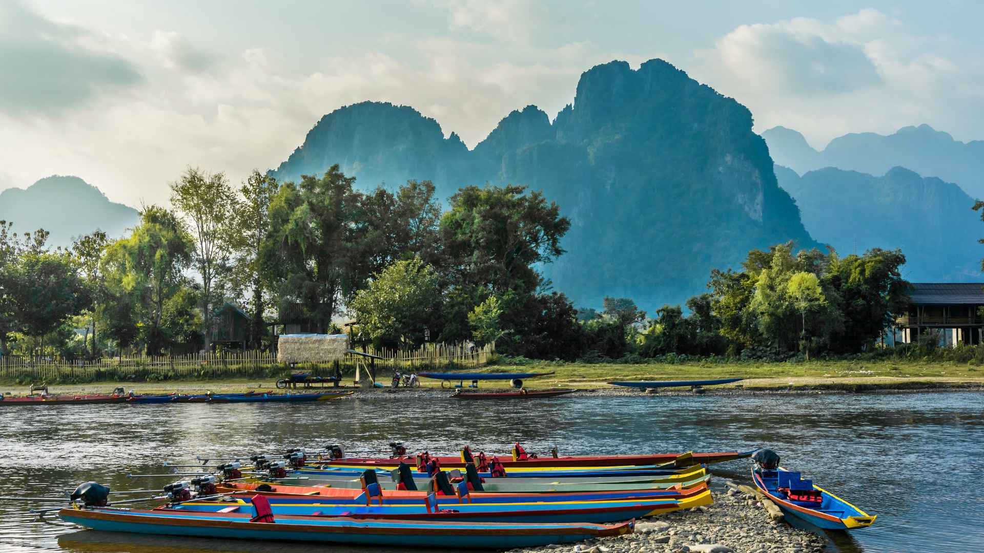 Kaakkois-Aasian kiertomatka: Kambodza, Laos ja Vietnam matkat